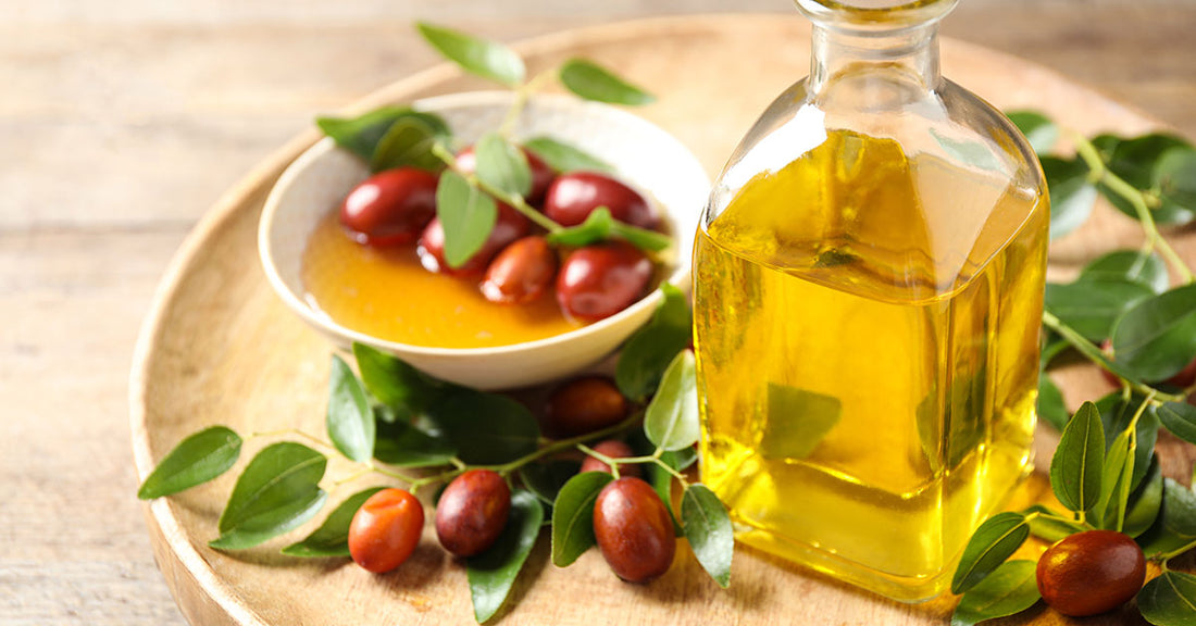 6 Benefits of Jojoba Oil for Your Skin